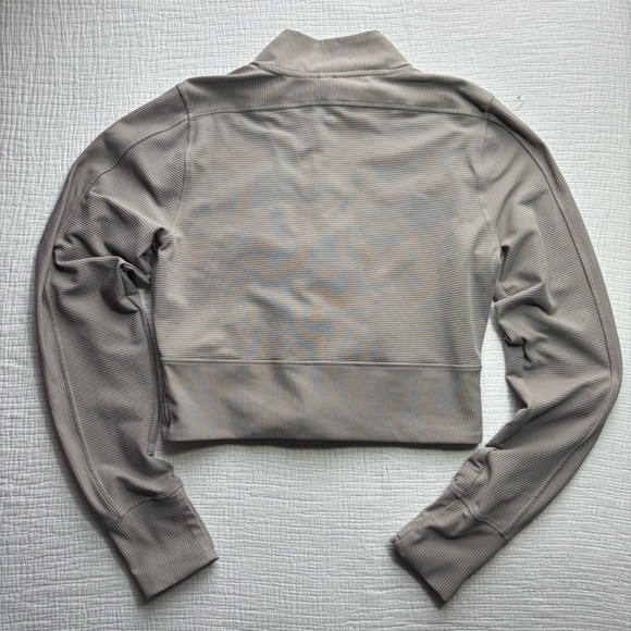 90 Degree By Reflex Gray Crop Top - Picture 2 of 4